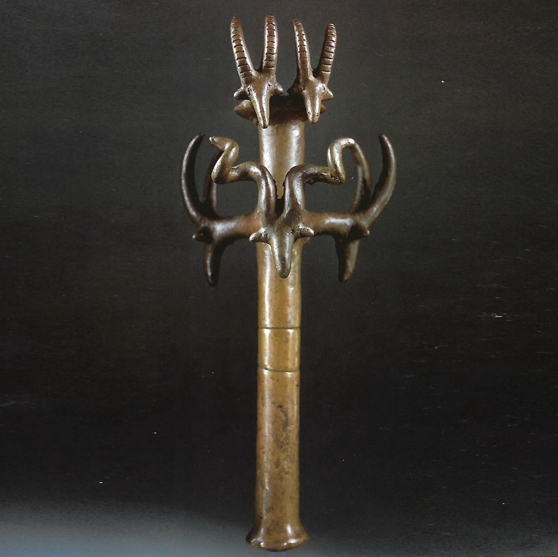 קנה איילים מערת המטמון נחושת כלקוליתי